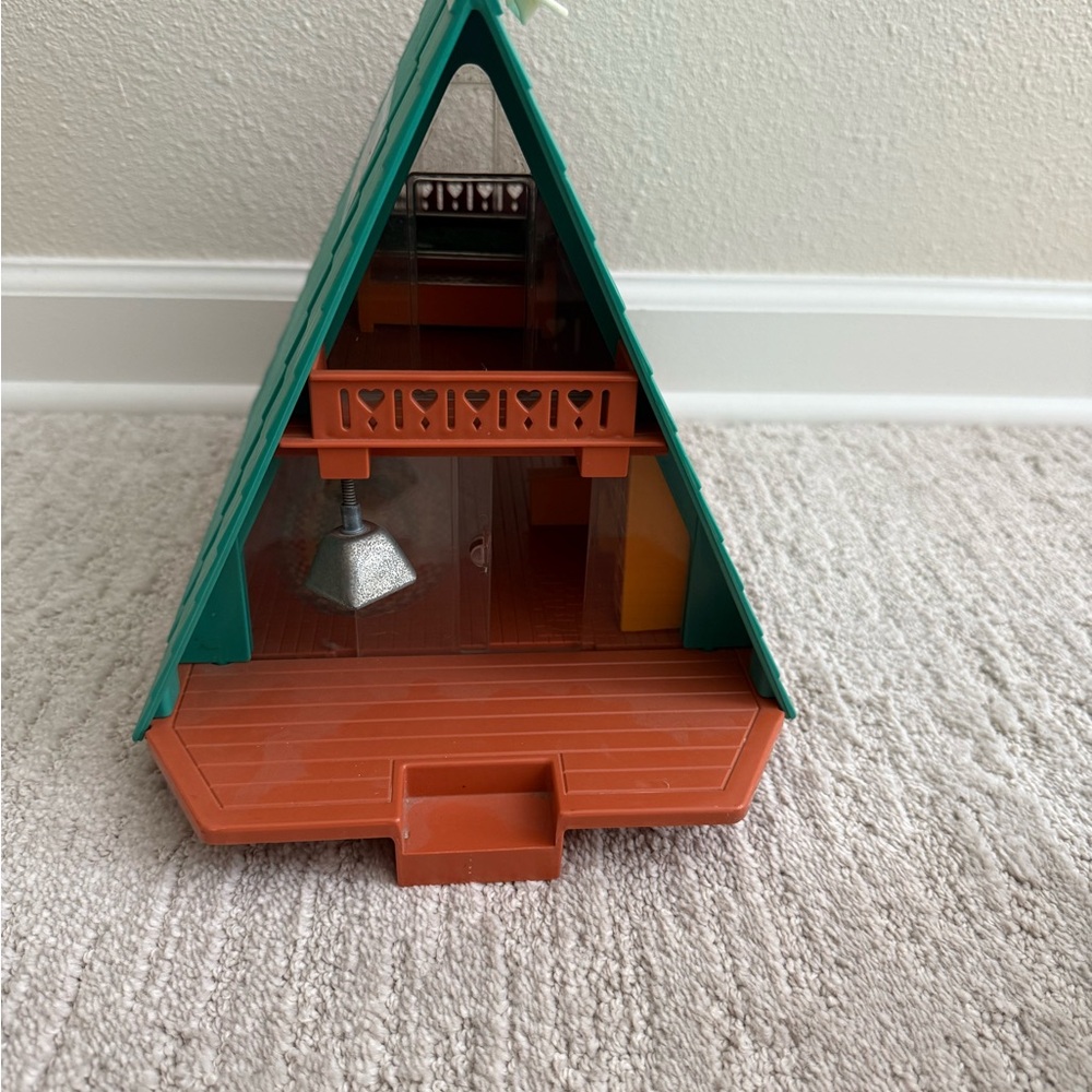 Fisher-Price Green and Brown A frame cabin
